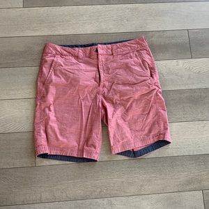 Flag & Anthem Salmon colored shorts. Size 32 waist.